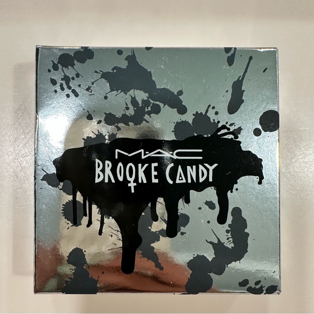 Mac cosmetics powder bronzer - limited edition “Brooke Candy” Collection